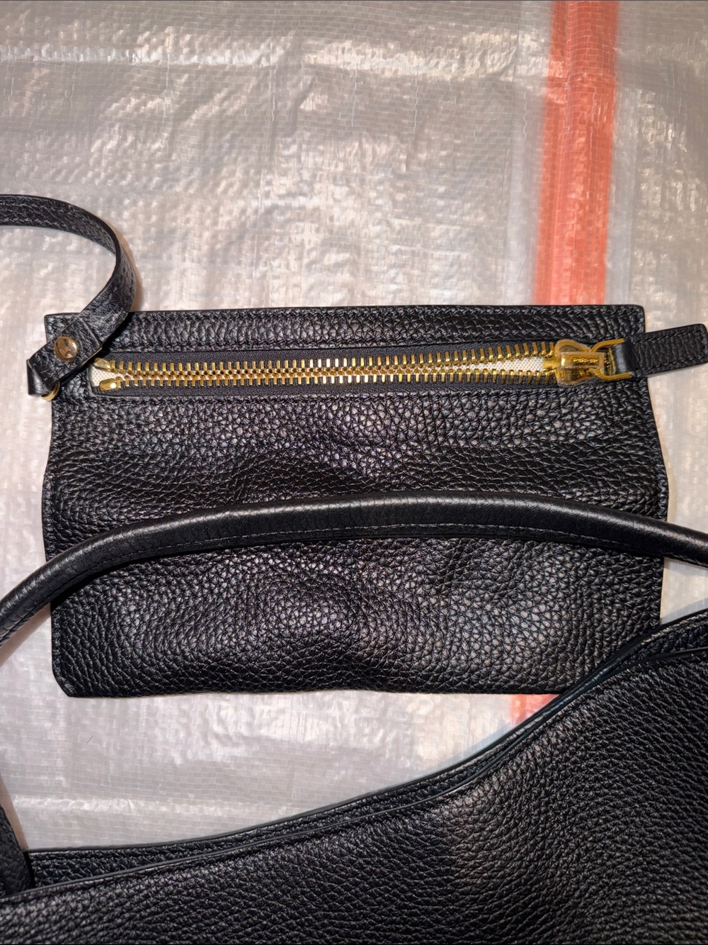 Tom Ford | Black Tote Pebbled Calfskin Leather Shoulder Bag with Gold Zip Detail - Picture 3 of 5